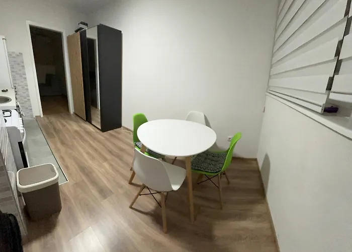 Tobias Tower Apartment